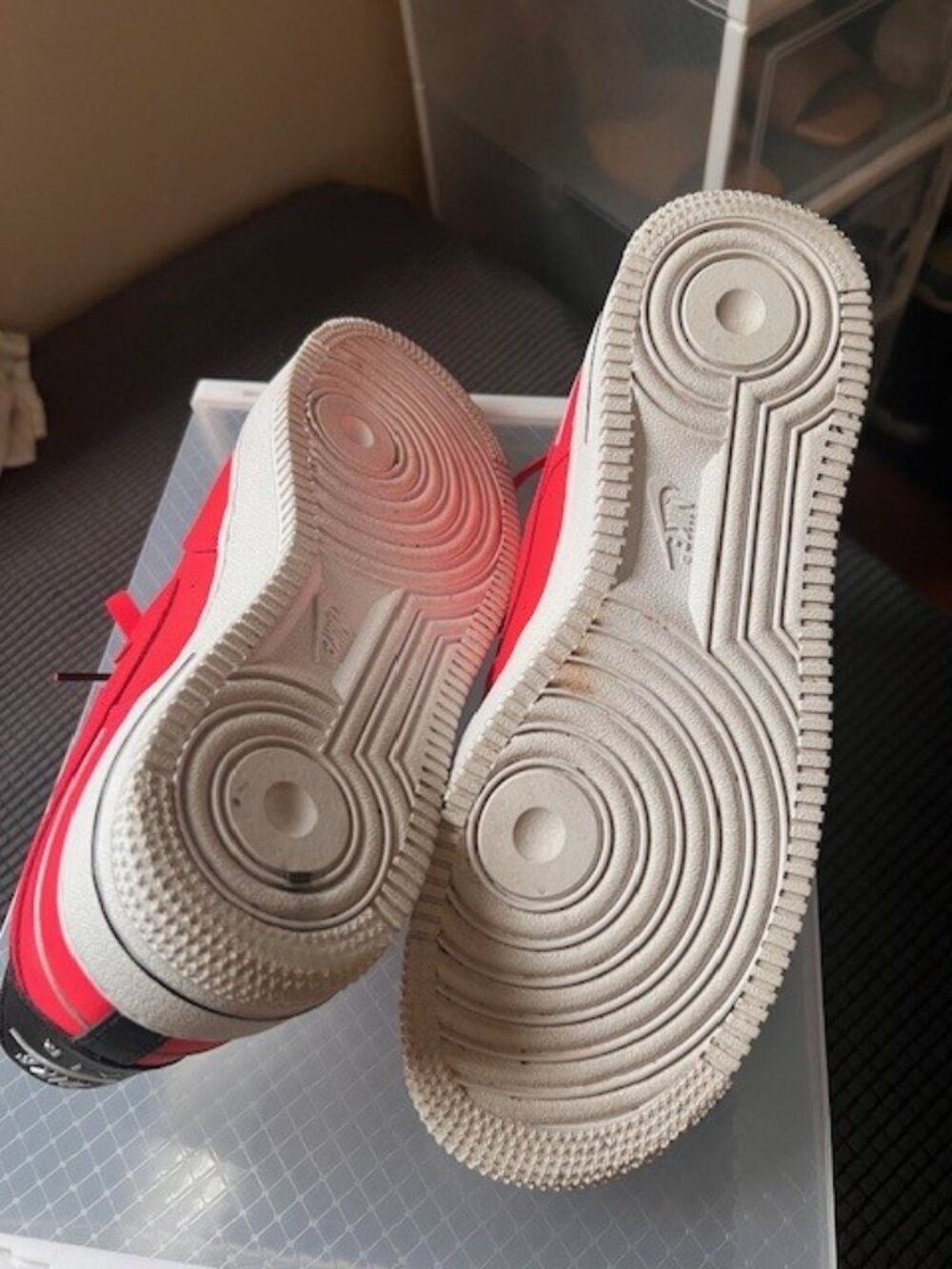 Nike Air Force 1's (fuchsia) - Picture 3 of 4